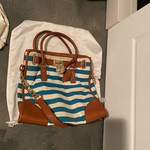 Michaels Kors stripped purse